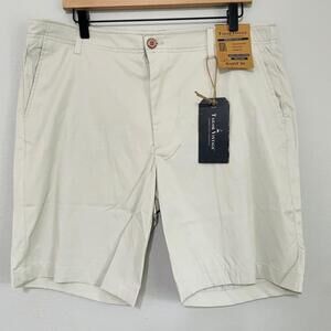 Men's Tailor Vintage Greenwich Slim Fit Shorts, Size 36, Beige